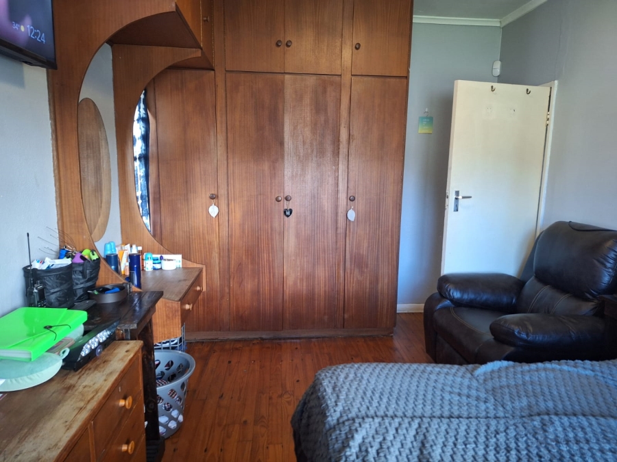 4 Bedroom Property for Sale in Van Riebeeck Hoogte Eastern Cape